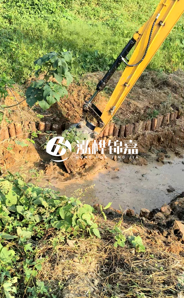 德州河道清淤專業(yè)施工-打完松木樁后為何需要立即清理淤泥？